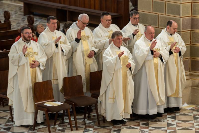 2025_04_24_ferenc papaert_46.jpg